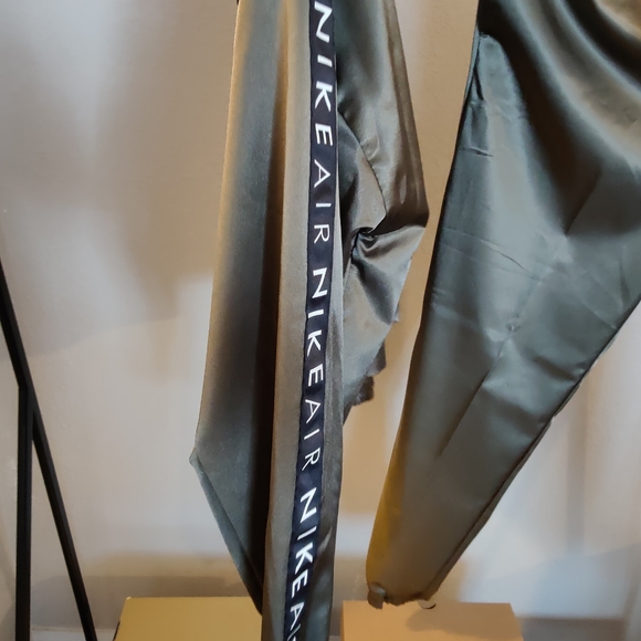 #NIKE 2pc #Military #green satin #jogger and #crop #jacket size #Large - Picture 4 of 8